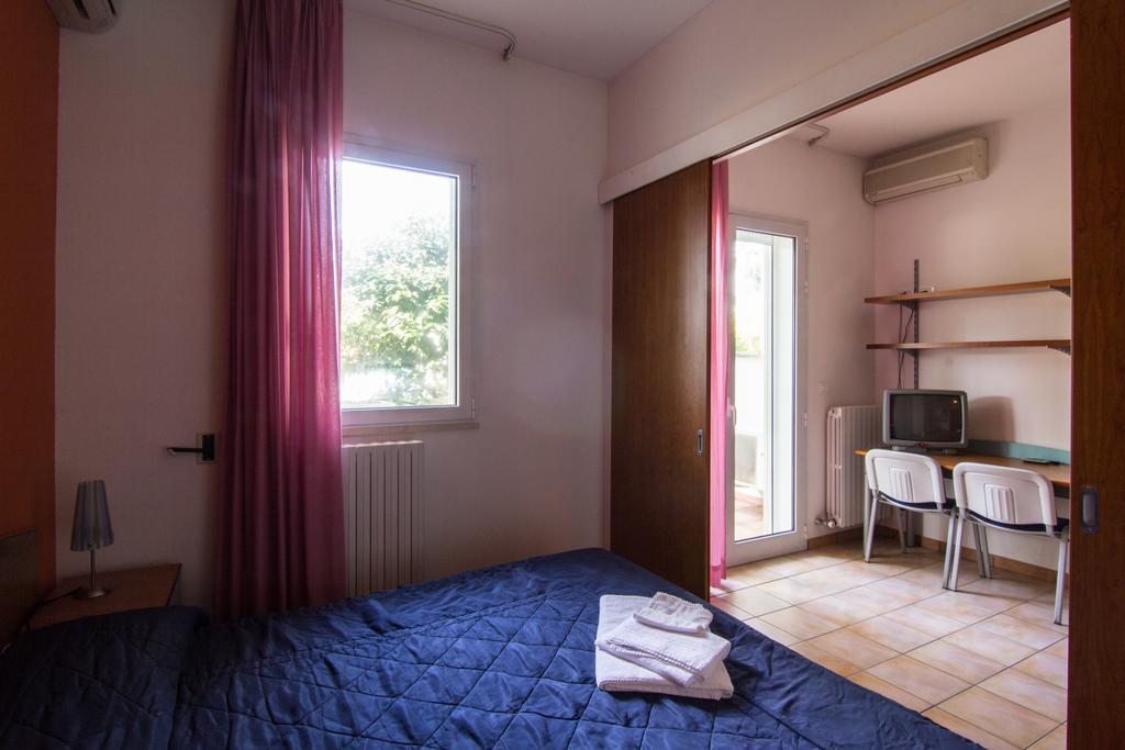 I Giardini Di Atena Lejlighedshotel Merine Værelse billede